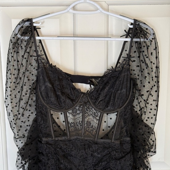 New! FOR LOVE & LEMONS Delicate Lace Long-Sleeve Dress 45078 - Picture 6 of 14